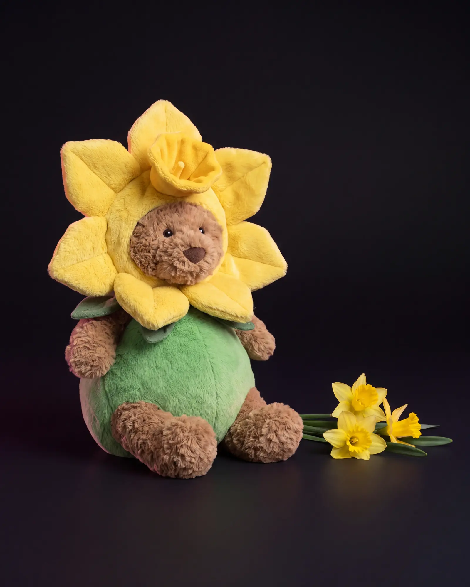 Bartholomew Bear ‘Daffodil’、別角度からの一枚。